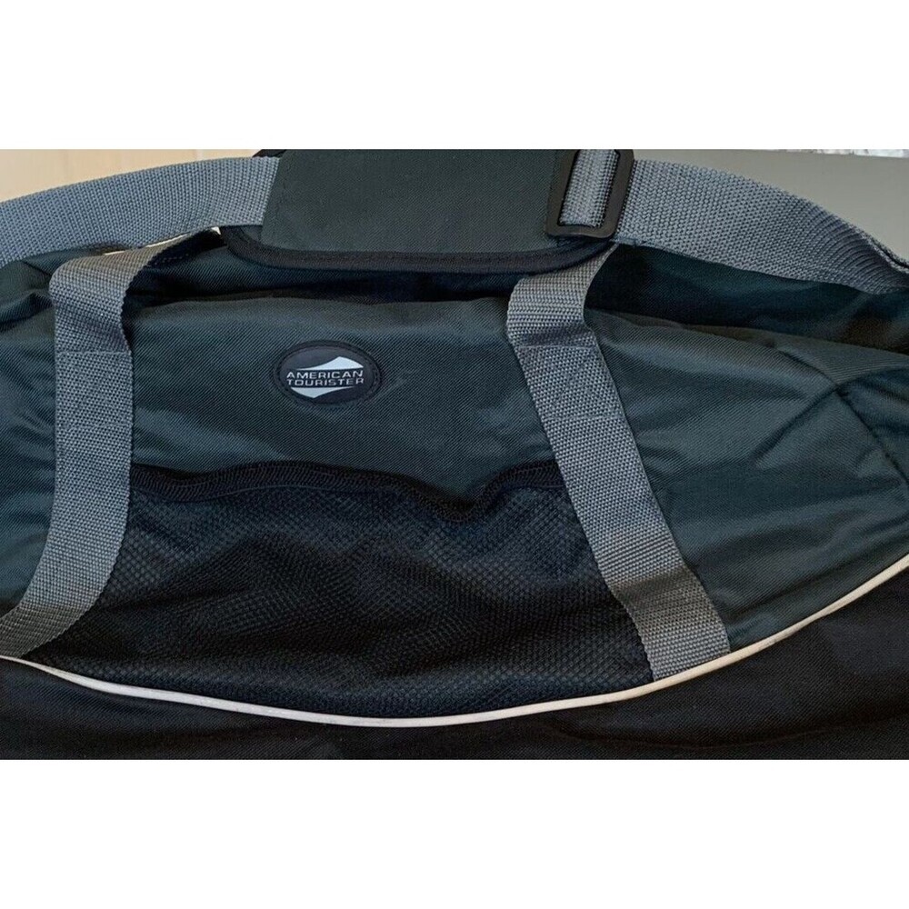 Set of 3 American Tourister Duffle Bags Black/Green Water-Resistant 21"X11"x12"